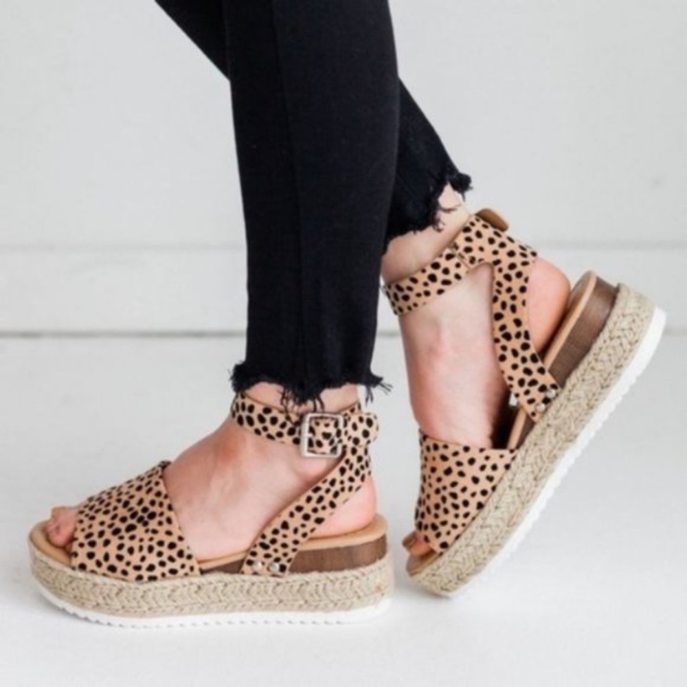 leopard cheetah print ankle strap espadrille flat - Picture 3 of 7